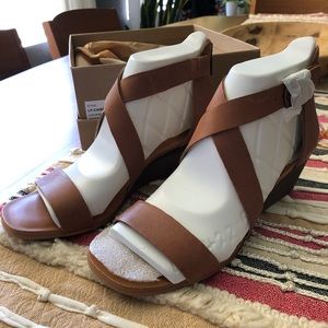 Lucky Brand LP- Caisby wedge sandal shoes  SUMMER